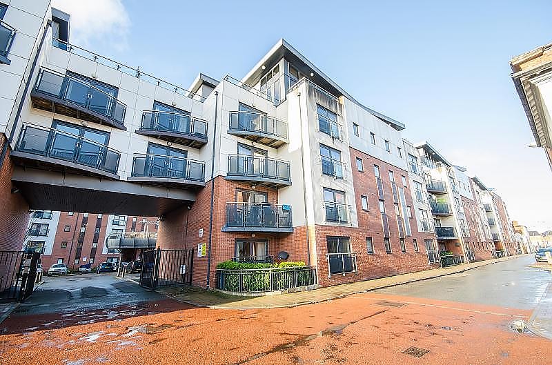 68 The Quarter, Chester, 1100, 2 Bedrooms, 2 bedrooms, 1 receptions