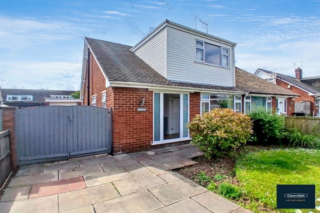 Broughton Hall Road, Chester, 1200, 3 Bedrooms, 3 bedrooms, 2 receptions