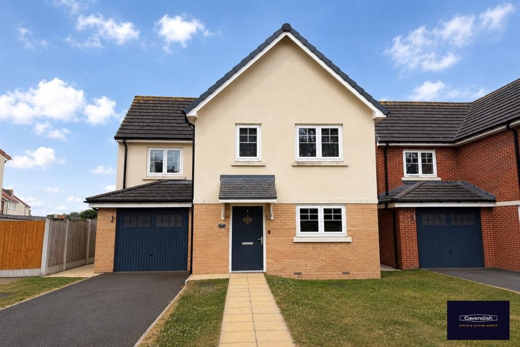 Ffordd Trebeirdd, Mold,  1250,  3 Bedrooms, 3 bedrooms, 1 receptions