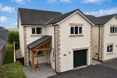 Cerrigydrudion, Corwen