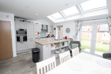 Wellington Court, Deeside