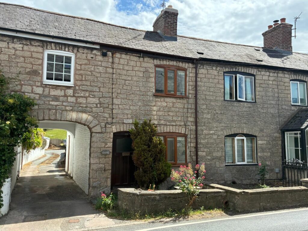 Mwrog Street, Ruthin, Price 165000, House - Mid Terrace 2 Bedrooms, 2 bedrooms, 1 receptions
