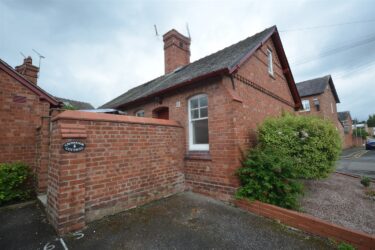 Grosvenor Cottages, Handbridge