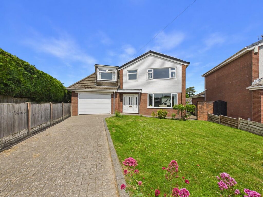 High Park, Gwernaffield, Mold, NEW 300000, House 4 Bedrooms, 4 bedrooms, 2 receptions