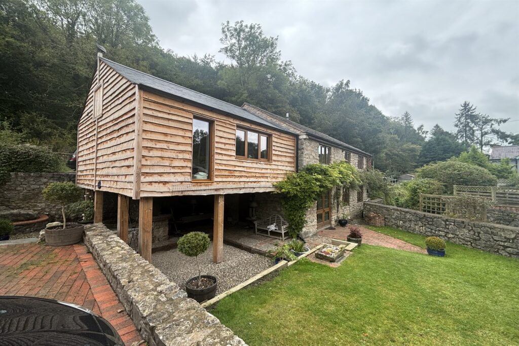 Lower Flat, Felin Newydd, Hendre,  800,  1 Bedrooms, 1 bedrooms, 1 receptions