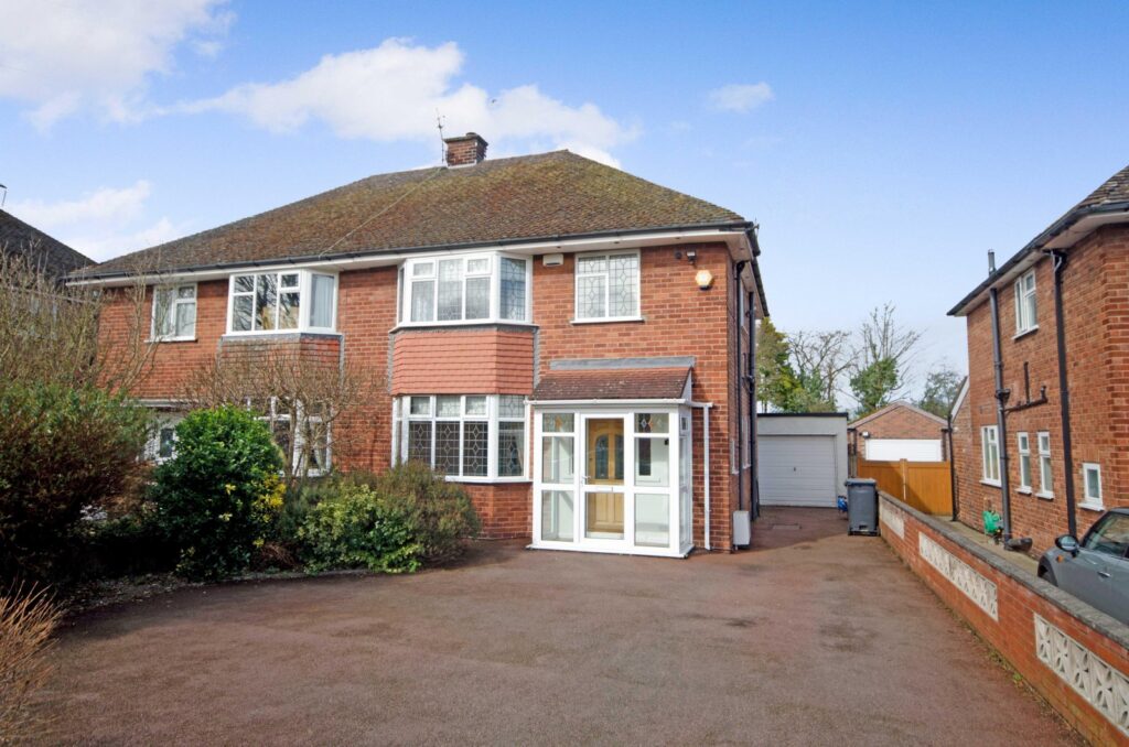 Overlea Drive, Deeside,  1300,  3 Bedrooms, 3 bedrooms, 2 receptions