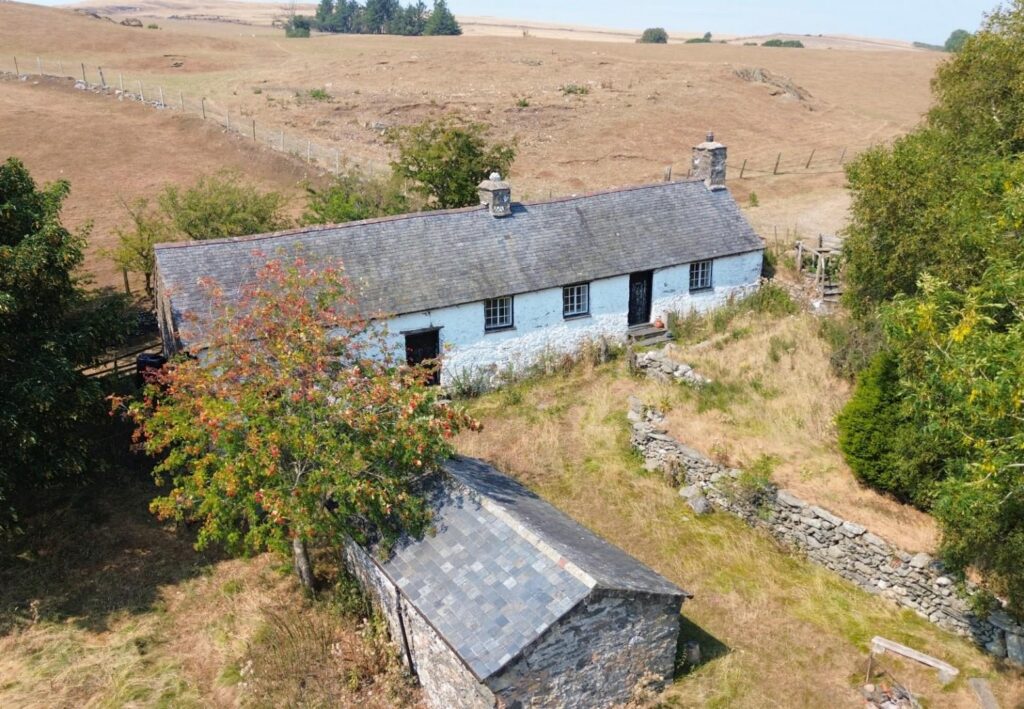 Ffordd Llys Gain, Betws Gwerfil Goch, Llanfihangel Glyn Myfyr, Offers Around 225000, Cottage - Detached 2 Bedrooms, 2 bedrooms, 1 receptions