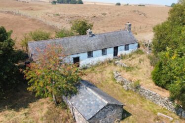 Ffordd Llys Gain, Betws Gwerfil Goch, Llanfihangel Glyn Myfyr