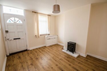 20 High Street, Saltney