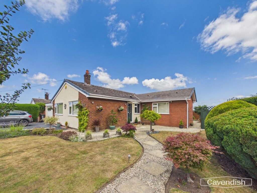 Bryn Eithin, Pentre Halkyn, Holywell, Offers Over 325000, Bungalow - Detached 3 Bedrooms, 3 bedrooms, 2 receptions