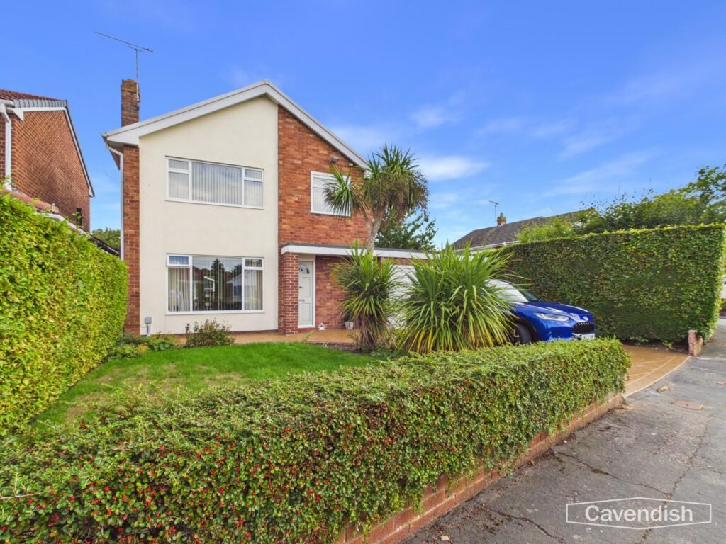 Alpraham Crescent, Upton, Chester, Price 410000, House - Detached 2 Bedrooms, 2 bedrooms, 2 receptions