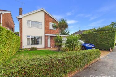 Alpraham Crescent, Upton, Chester