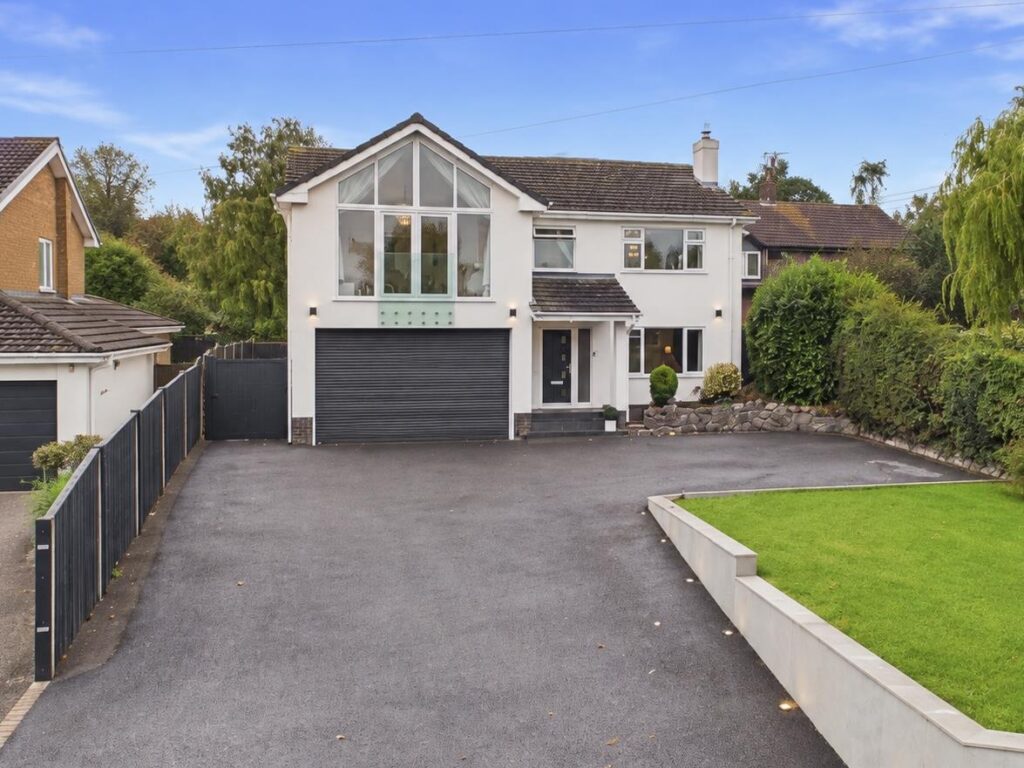 Church Street, Tarvin, Chester, Price 800000, House - Detached 4 Bedrooms, 4 bedrooms, 3 receptions