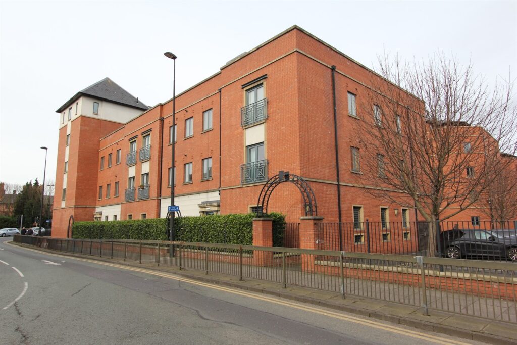 Lincoln House, Chester,  1300,  2 Bedrooms, 2 bedrooms, 1 receptions